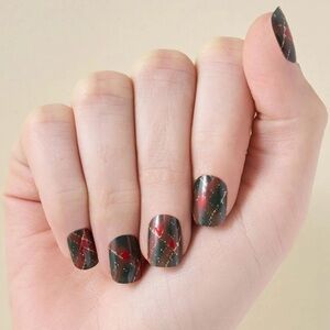 Kleo Kolor LED Gel Nails- Holiday Check-In